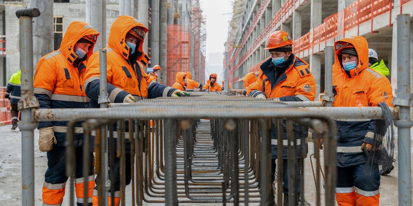 Минстрой надеется, что проблему с въездом мигрантов успеют решить летом